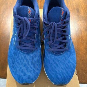Men's Mizuno Wave Rider 26 Size 13 D